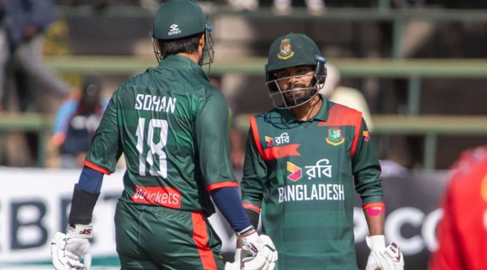 ১৪২ রান তাড়ায় ১১৬ অলআউট বাংলাদেশ