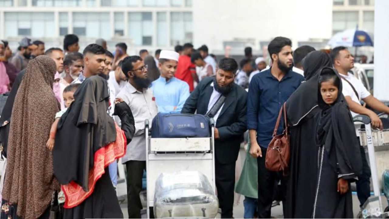 হুতিদের হামলায় বিকল্প পথে প্রবাসীরা