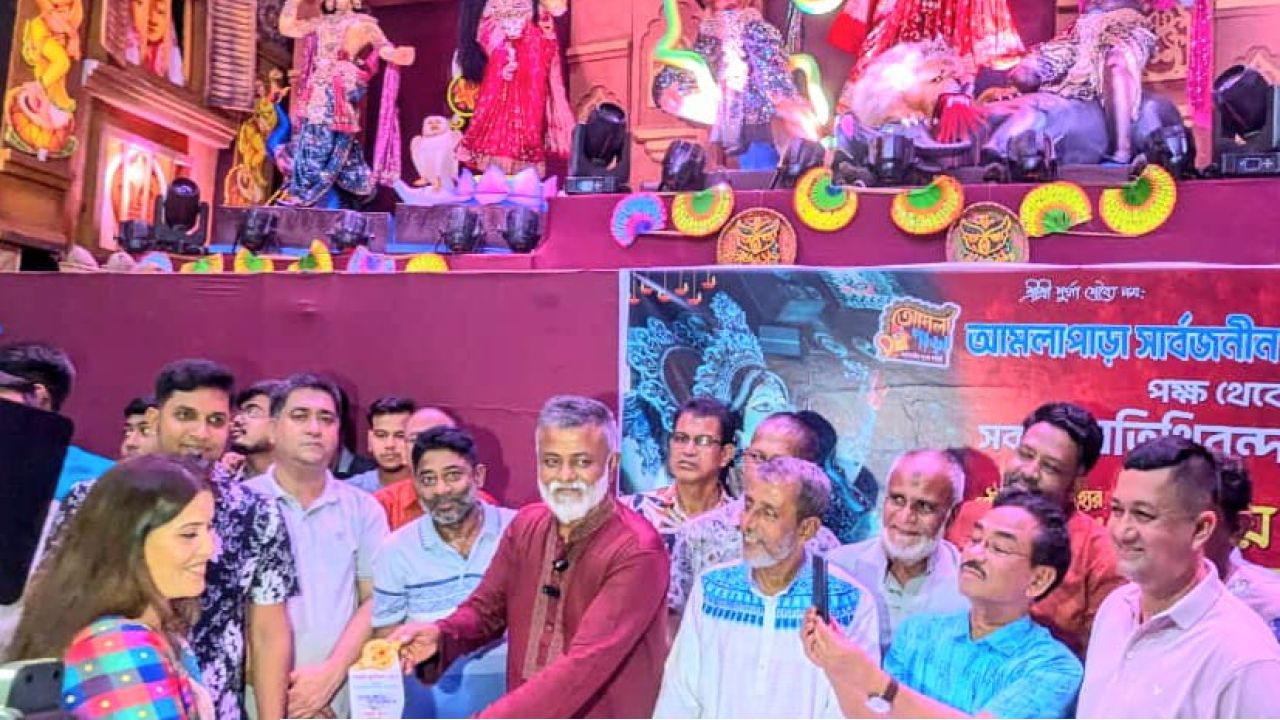 তারেক রহমানের সম্প্রীতির বার্তা পৌছে দিচ্ছেন খোরশেদ