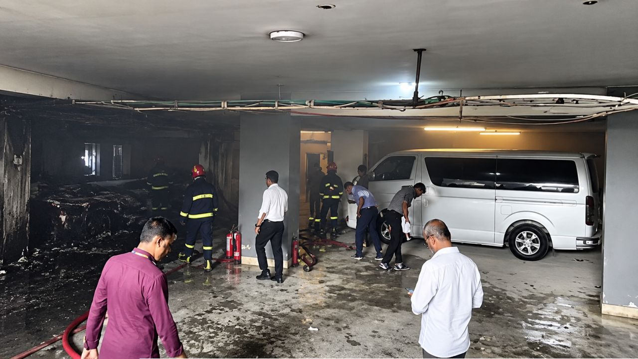 কক্সবাজারে ফের হোটেলে আগুন