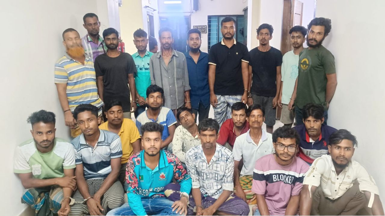 ২৪ ঘণ্টায় ৮৫ জন গ্রেপ্তার