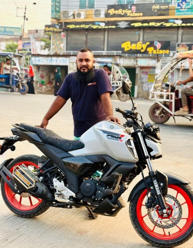 ‎সিদ্ধিরগঞ্জে বেপরোয়া জাকিরের অপকর্মে বাড়ছে আতঙ্ক