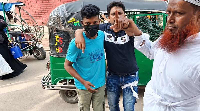 বক্তাবলীতে দু’গ্রুপের সংঘর্ষ: গুলিবিদ্ধসহ আহত ১০