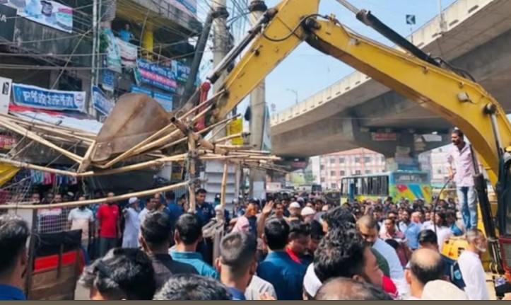 রূপগঞ্জে ঢাকা-সিলেট মহাসড়কের অবৈধ স্থাপনা উচ্ছেদ
